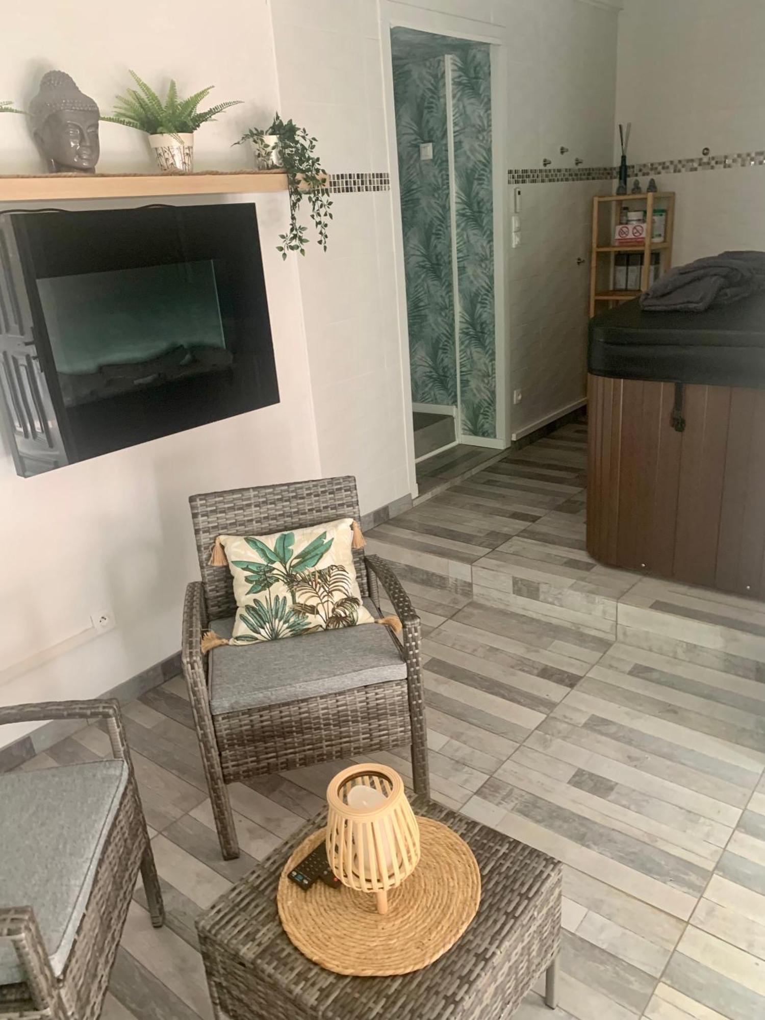Apartment Chez Sophie, Avec Jacuzzi Et Salle Cinema *